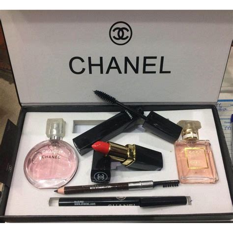 Chanel perfume gift set